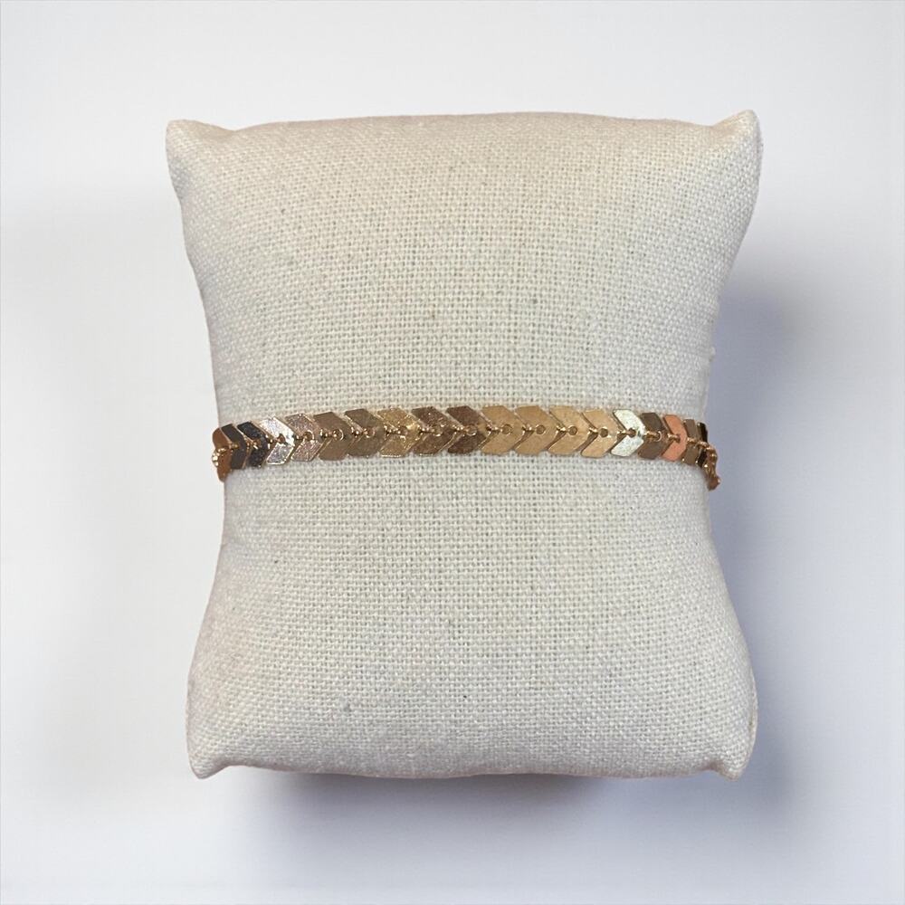 Gold Chevron Link Bracelet